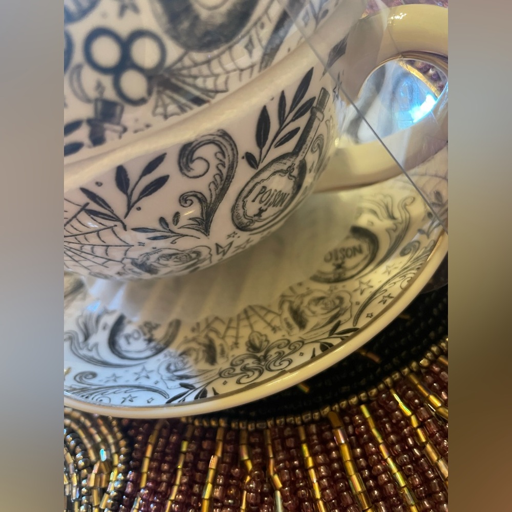 GRACE TEAWARE NEW Gothic Tea For 1 With Skulls And Moth Design Teapot/Teacup Set - Picture 6 of 16